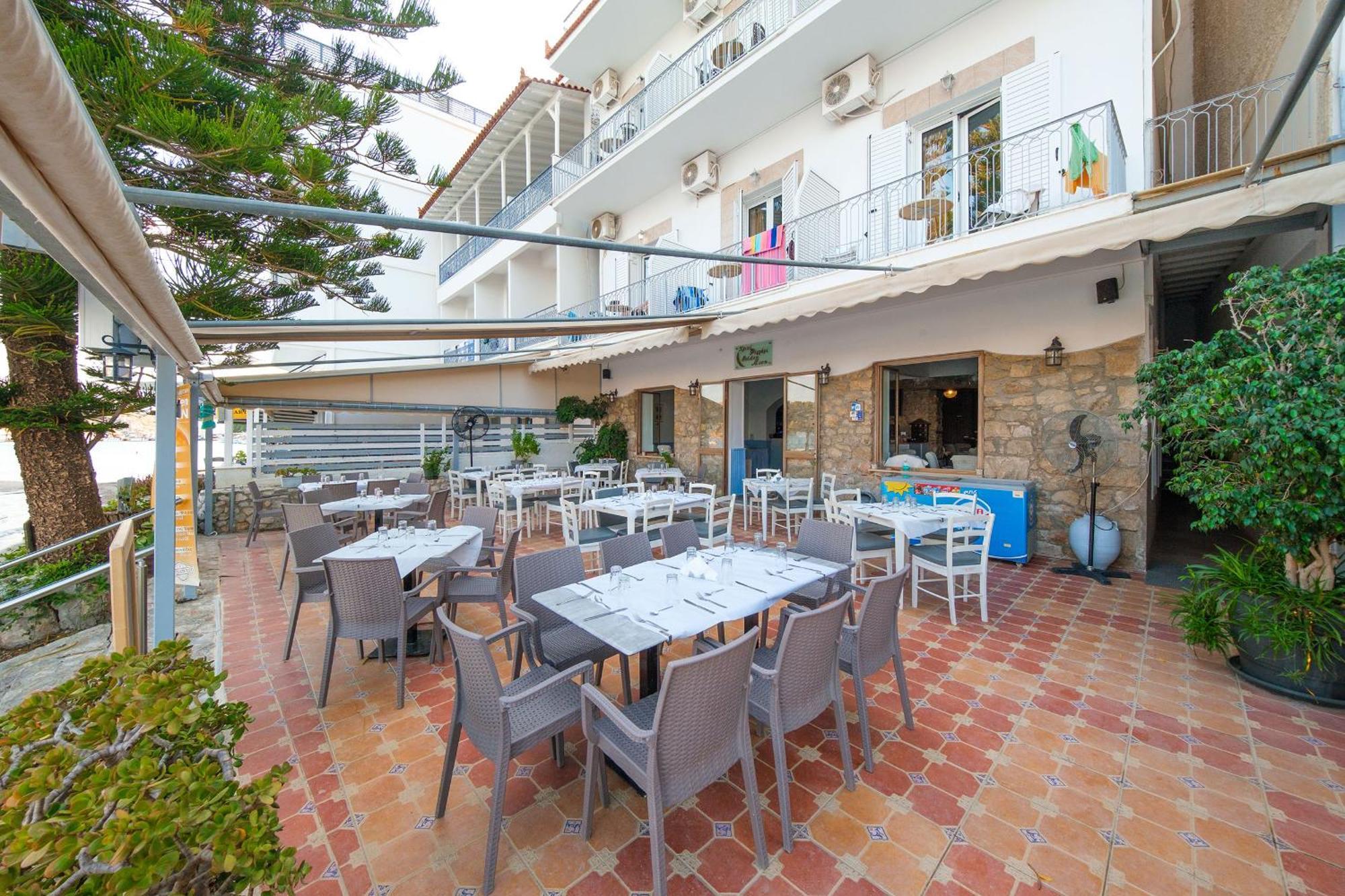 Hotel Golden Moon Tolón Exteriér fotografie